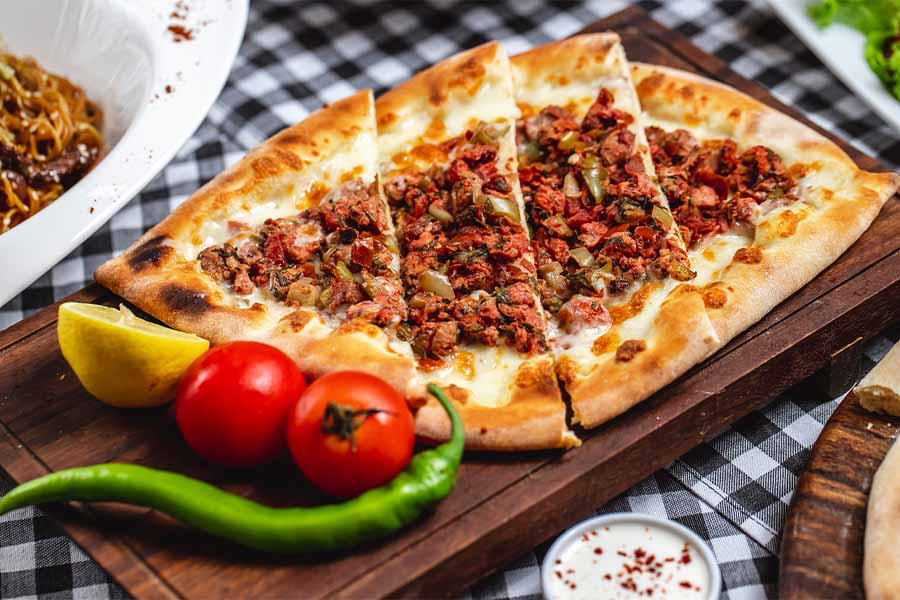 Teigschiffchen / Kayik Pide